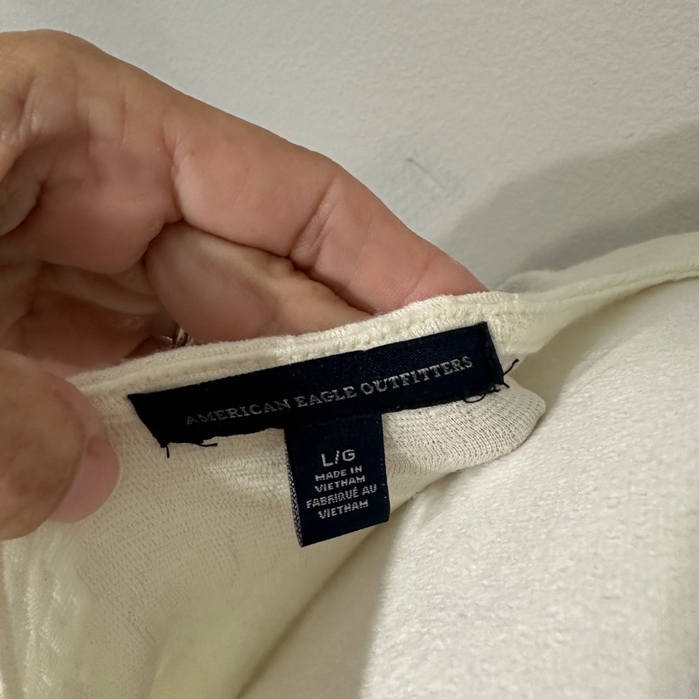 American eagle Elegant Cream Lace Long Sleeve Top - Picture 5 of 8